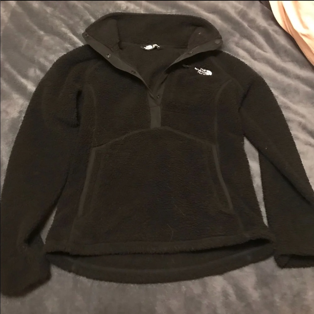 North face sweater